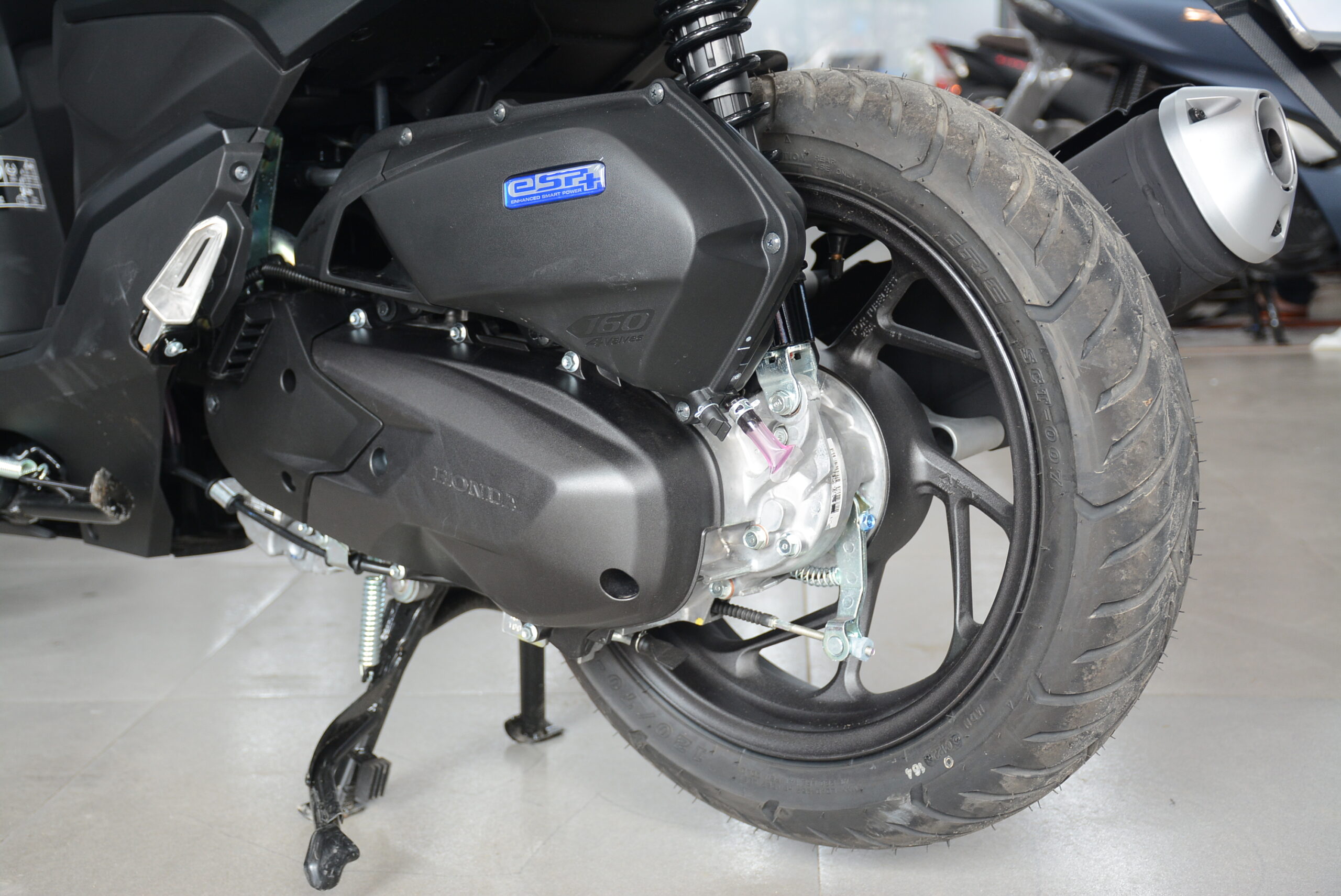 Động cơ của Honda Vario 160 Nhập Khẩu