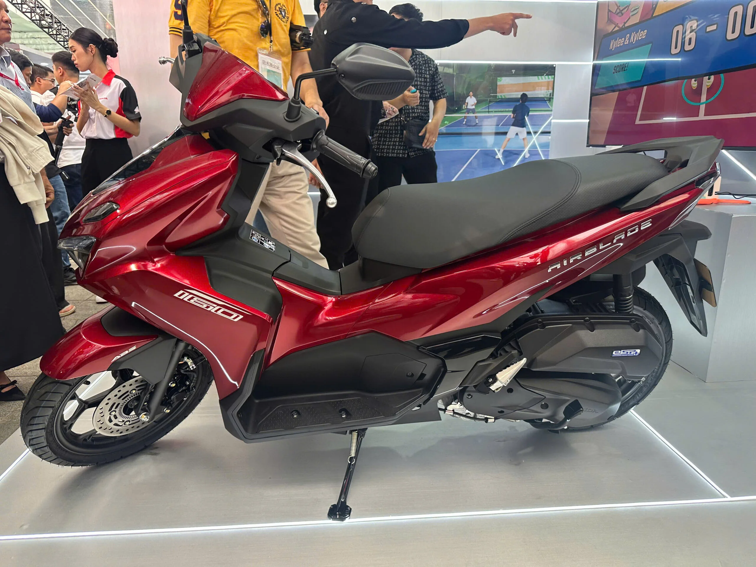 So sánh giữa xe Honda Air Blade 2026 và Honda Air Blade 2025