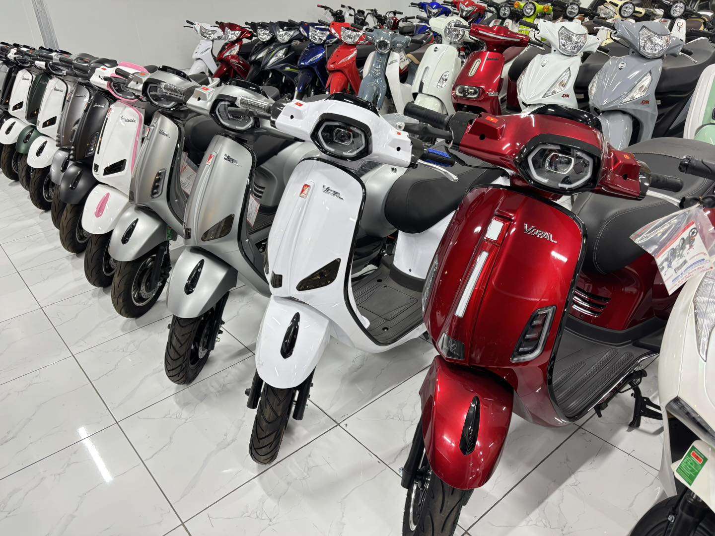 Vì sao nên chọn mua trả góp xe máy 50cc?