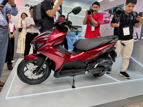 Tổng giá xe Honda Air Blade 125 2026 phải mua gồm những gì?