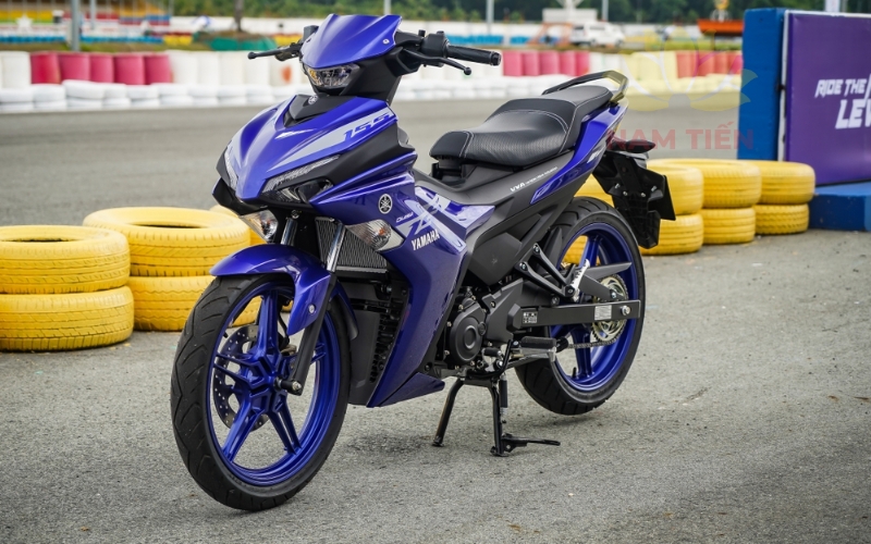 Nên chọn Cửa hàng xe máy Exciter 155 chính hãng ở đâu?