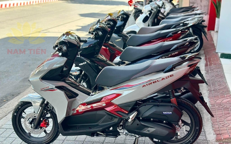 So sánh động cơ và khả năng vận hành