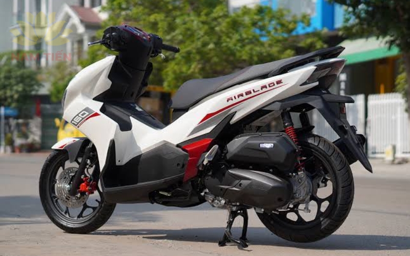 Thủ tục mua xe Air Blade 160 trả góp có đơn giản không?