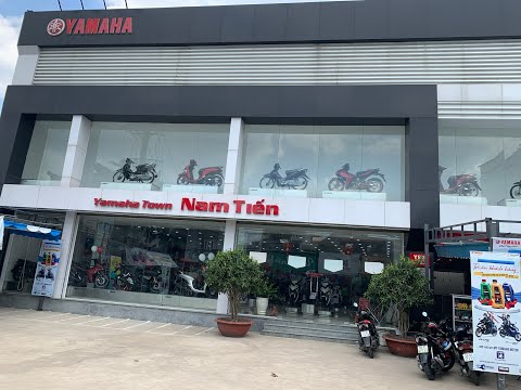 Hà Nội Dịch vụ sửa chữa xe máy đắt hàng sau trận mưa kỷ lục  Xã hội   Vietnam VietnamPlus