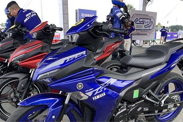 Mua xe máy Yamaha Exciter giá rẻ trả góp tại Bình Dương