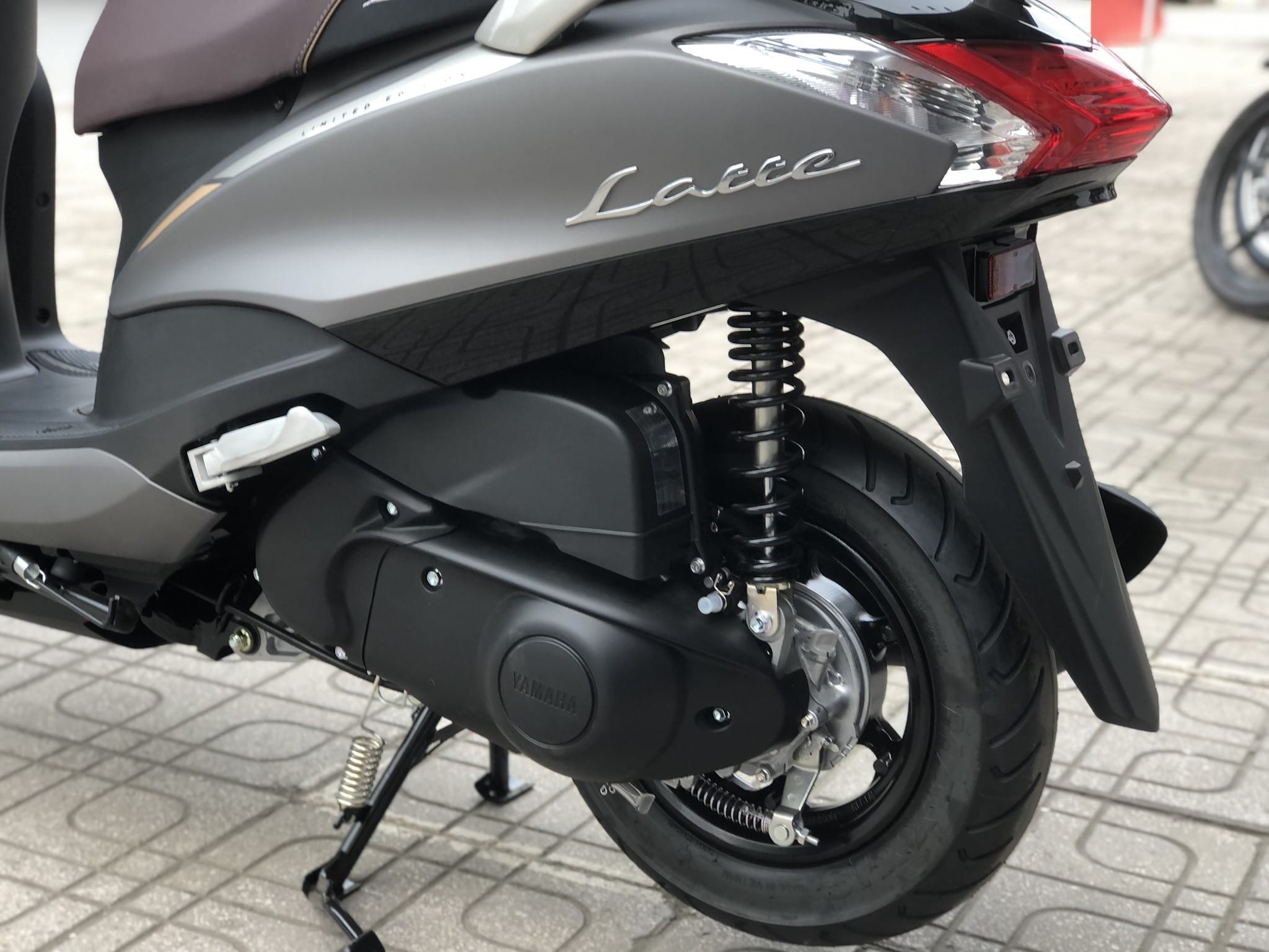 dong-co-xe-yamaha-latte-gioi-han