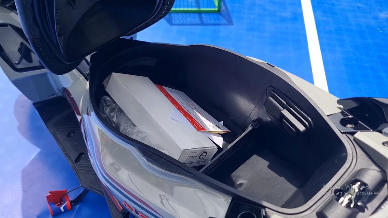 cốp xe air blade 2025