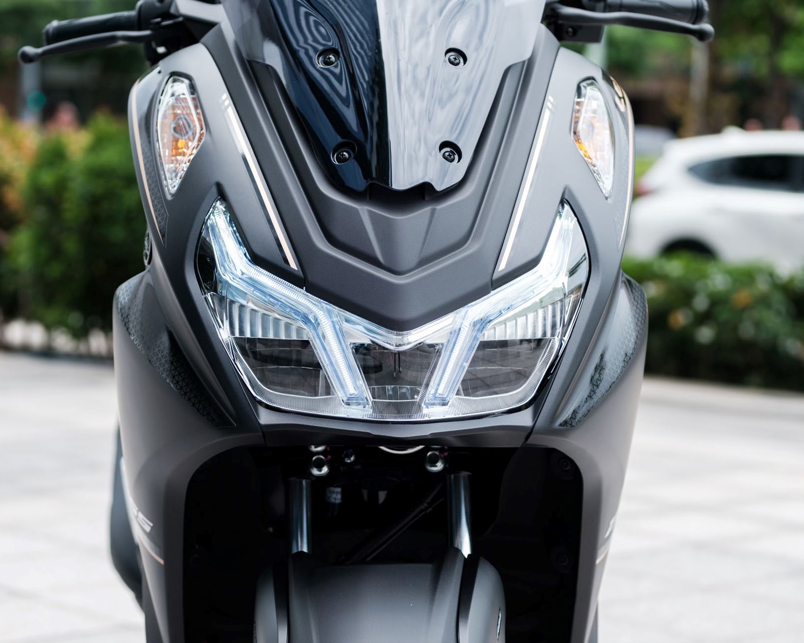 đầu xe Yamaha Lexi 155 VVA cao cấp